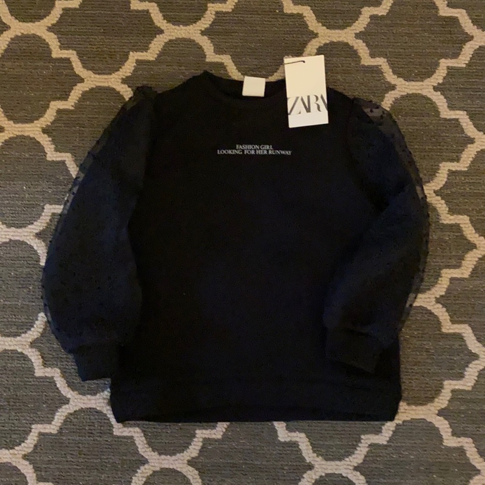 ORGANZA SLEEVE SWEATSHIRT